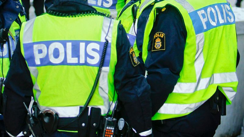 imported-skynews-swedish-police_7327358.jpg
