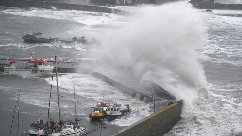 imported-skynews-stonehaven-harbour_7376599.jpg