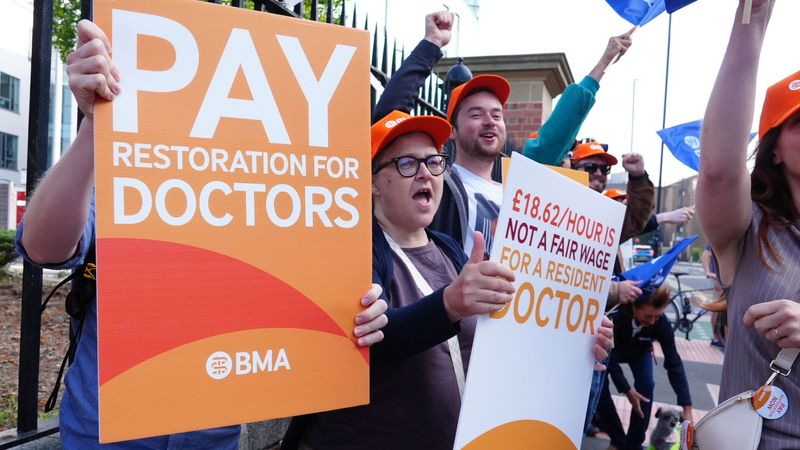 imported-skynews-doctor-strike-nhs_6977891.jpg