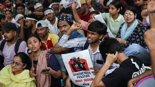 imported-skynews-cockroach-janta-party_7300570.jpg