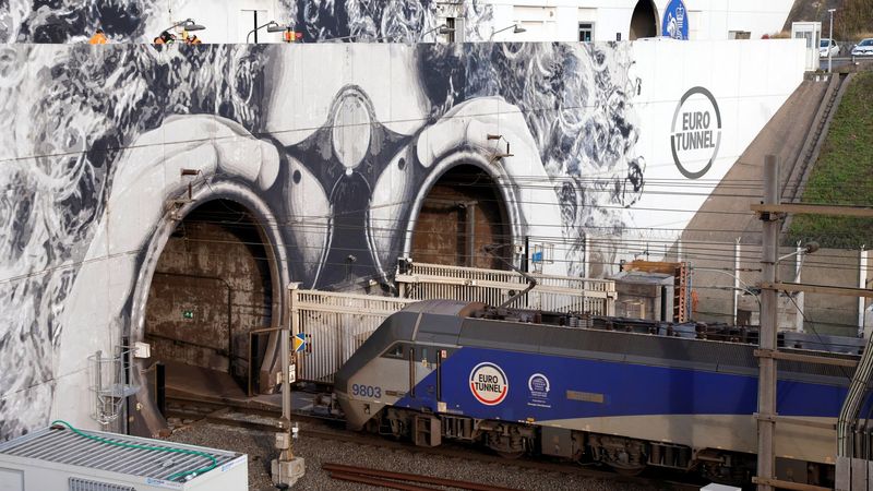 imported-skynews-eurotunnel-channel-tunnel_7377868.jpg