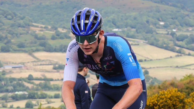 imported-skynews-finlay-tarling-cycling_7321829.jpg
