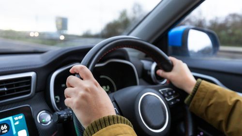 imported-skynews-speeding-car_7361142.jpg