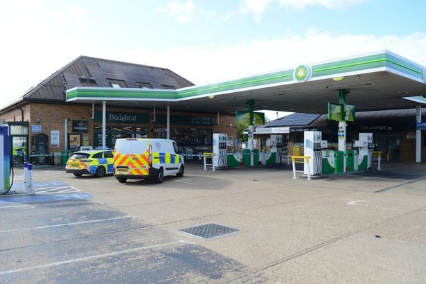 imported-0_petrol-station-break-in.jpg
