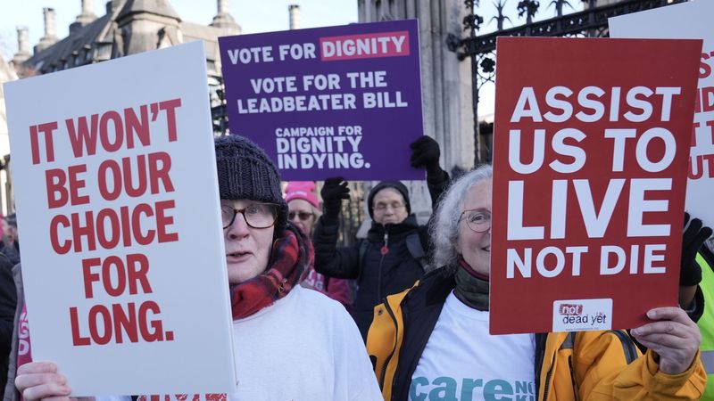 imported-skynews-assisted-dying-protest_7228620.jpg