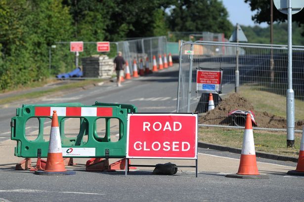 imported-4_AN135208_8jpgA-stock-image-of-a-road-closed-sign.jpg