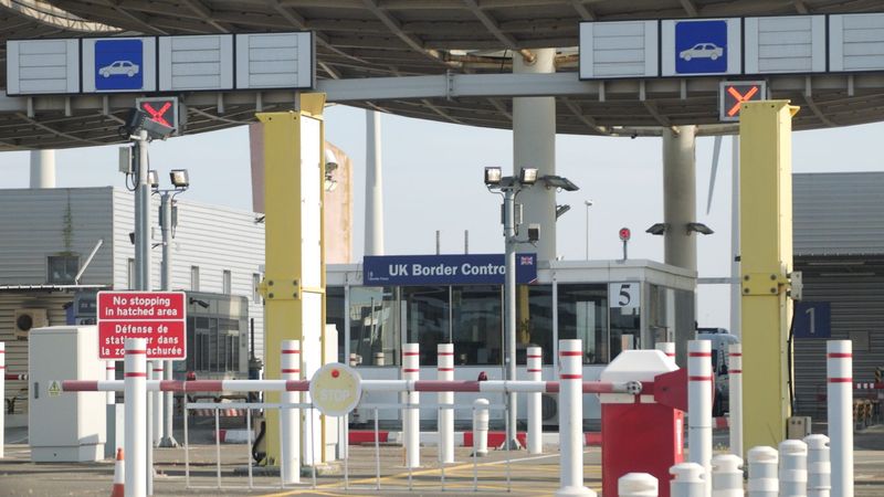 imported-skynews-albania-people-smuggling_7315187.jpg