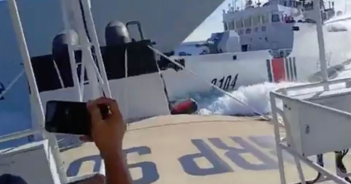 imported-skynews-philippine-coast-guard_6988745.jpg