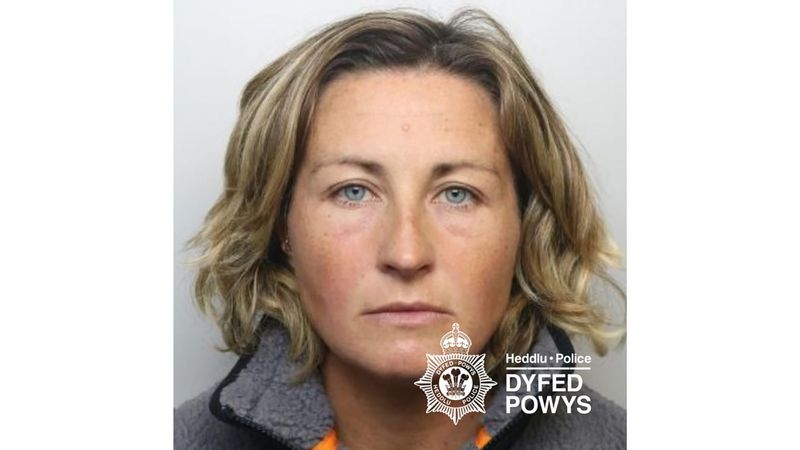 imported-skynews-nerys-lloyd-paddleboard_6894577.jpg