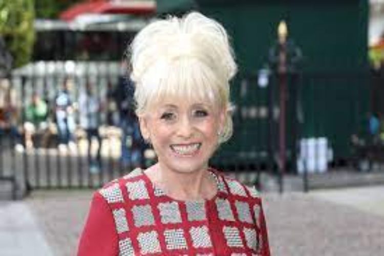 imported-Barbara Windsor-6228f4.jpg