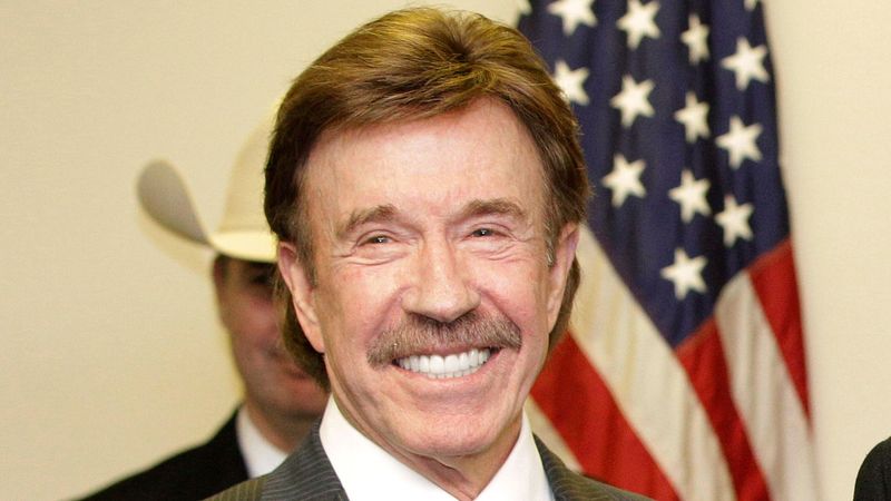 imported-skynews-chuck-norris-2010_7198317.jpg