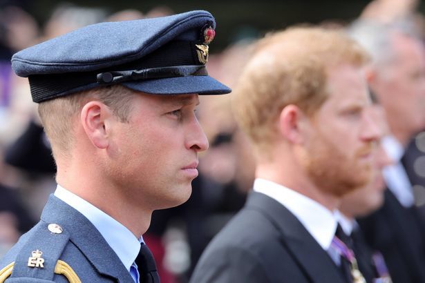 imported-0_The-Coffin-Carrying-Queen-Elizabeth-II-Is-Transferred-From-Buckingham-Palace-To-The-Palace-Of-Westminster.jpg