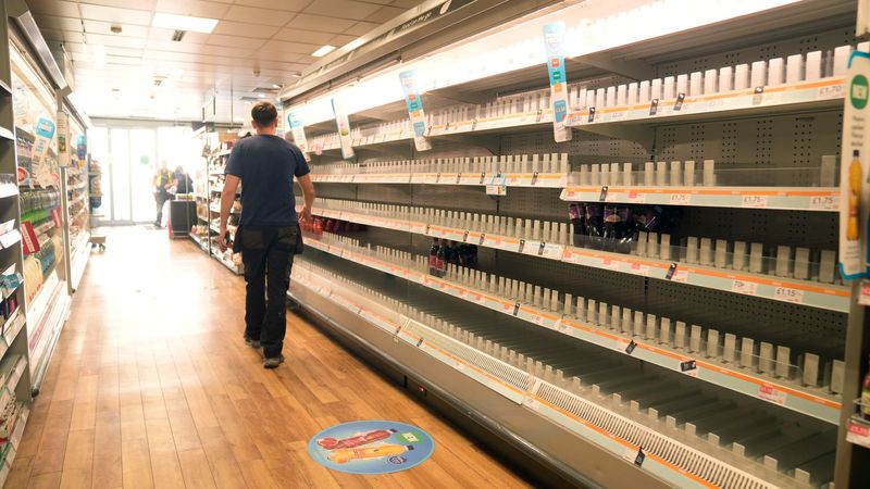 imported-skynews-shelves-co-op-manchester_6918345.jpg