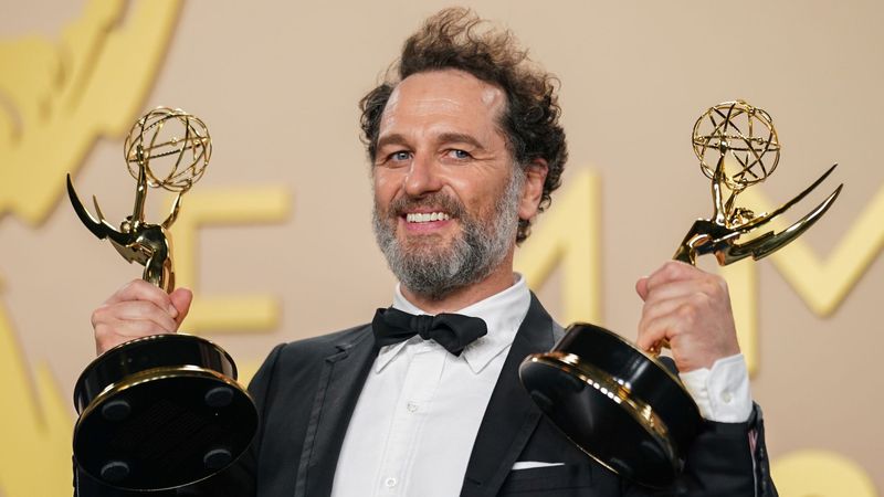 imported-skynews-emmys-matthew-rhys_7351809.jpg