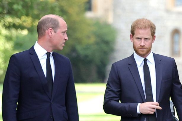 imported-0_The-Prince-and-Princess-of-Wales-Accompanied-By-The-Duke-And-Duchess-Of-Sussex-Greet-Wellwishers-Outside-Windsor-Castle.jpg