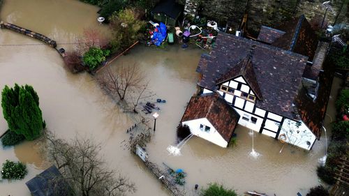 imported-skynews-flooding-storm-henk_7167833.jpg