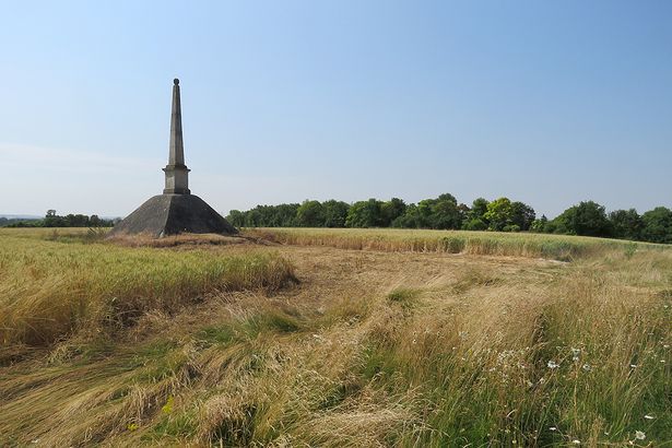 imported-1_wale-obelisk.jpg