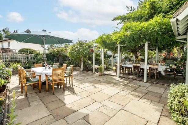 imported-0_A-four-bed-farmhouse-in-Longstanton-Road-Oakington.jpg