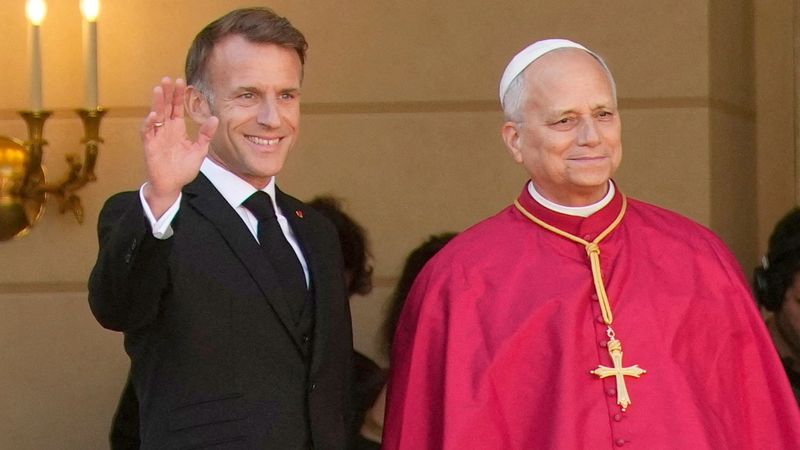 imported-skynews-pope-leo-emmanuel-macron_7360995.jpg