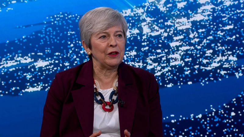 imported-skynews-yalda-hakim-theresa-may_7309773.jpg