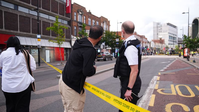 imported-skynews-police-bromley_7347328.jpg