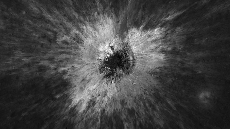 imported-skynews-crater-moon_7354316.jpg