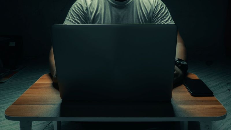 imported-skynews-laptop-internet_7128528.jpg