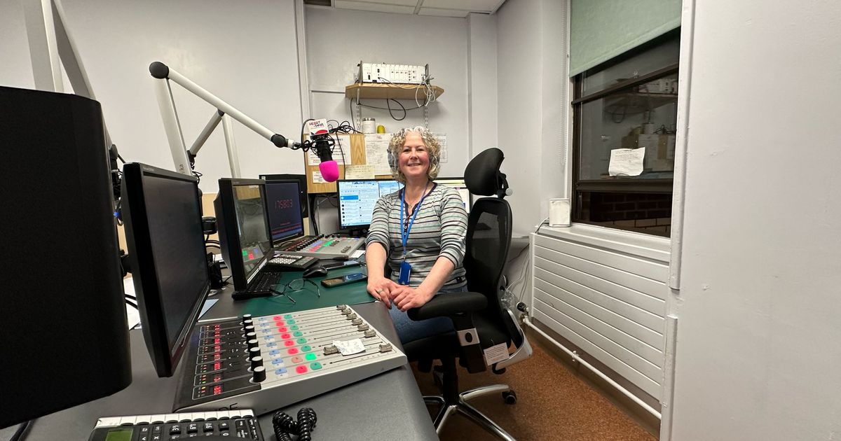 Tracy Wilkinson_Desk.jpg