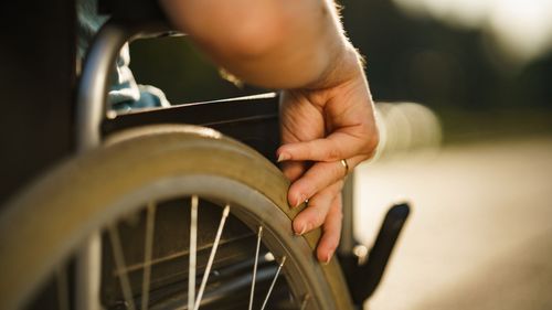 imported-skynews-hand-wheelchair_7304732.jpg