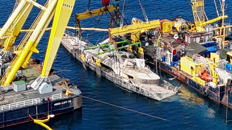 imported-skynews-bayesian-superyacht_6946955.jpg