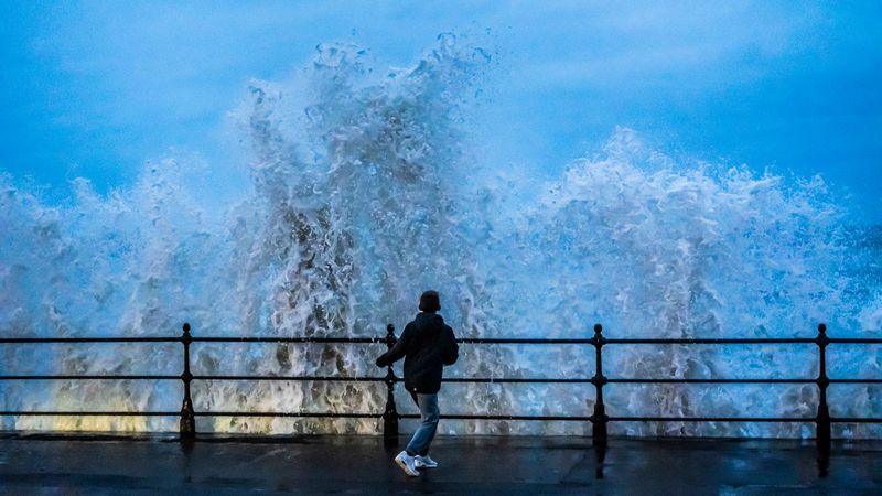 imported-skynews-new-year-weather-scarborough_6788743.jpg