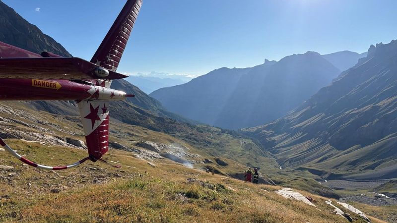 imported-skynews-britons-swiss-alps_7354461.jpg