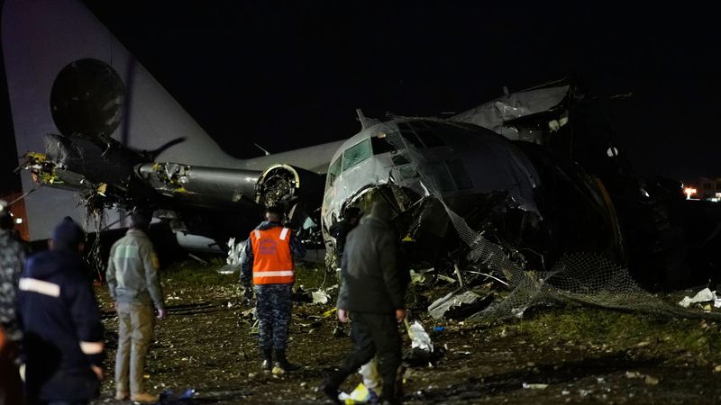 imported-skynews-bolivia-plane-crash_7177297.jpg