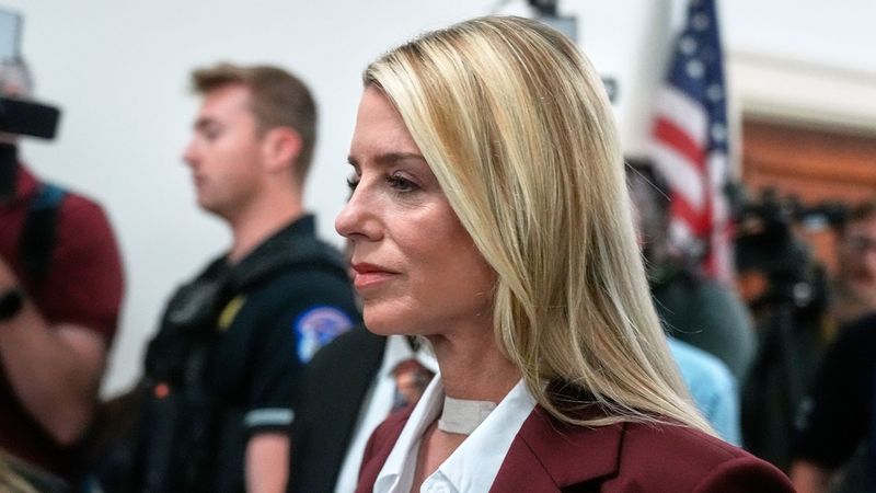 imported-skynews-pam-bondi-bondi-epstein_7261325.jpg