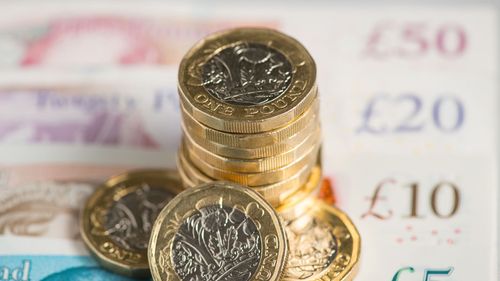 imported-skynews-cash-money-uk-money_4370246.jpg