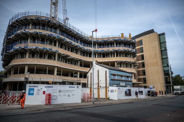 imported-0_Legendary-Pink-Floyd-pub-dwarfed-by-huge-£500m-office-scheme-in-new-pictures.jpg