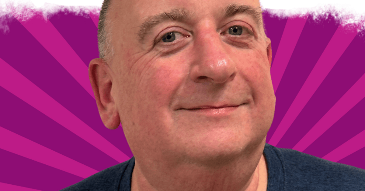 Derek James Presenter - 800x800.png