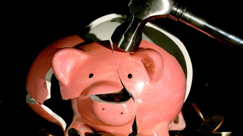 imported-skynews-piggy-bank-personal-finance_6955213.jpg