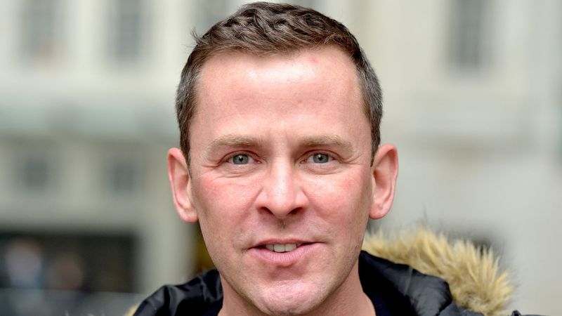 imported-skynews-scott-mills-dj_7207582.jpg