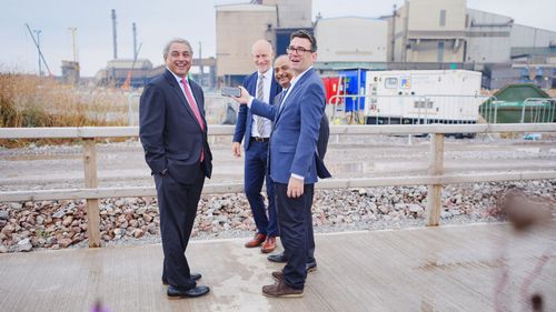 imported-skynews-port-talbot-andy-burnham_7332585.jpg