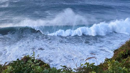 imported-skynews-oceans-waves-azores_7358951.jpg