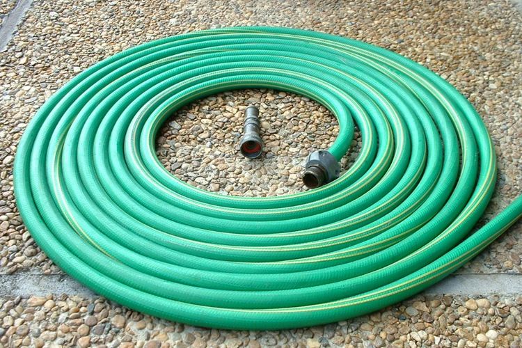 imported-Garden_hose-392805.jpg