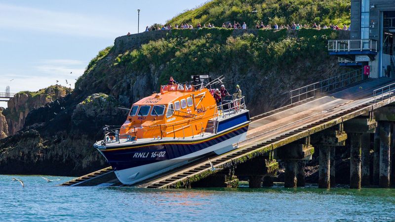 imported-skynews-lifeboat-rnli_7347193.jpg