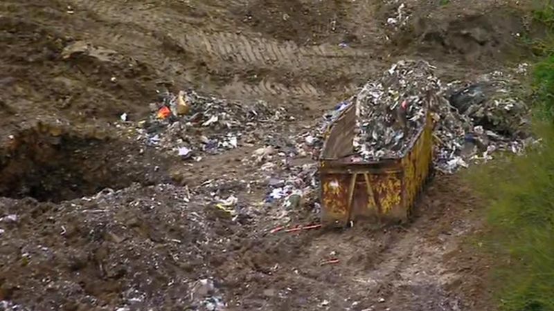 imported-skynews-essex-fly-tipping-dump-rubbish_7165725.jpg