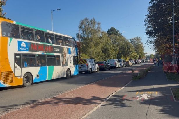 imported-1_Traffic-on-Hills-Road-in-Cambridge-October-13-takenjpeg.jpg