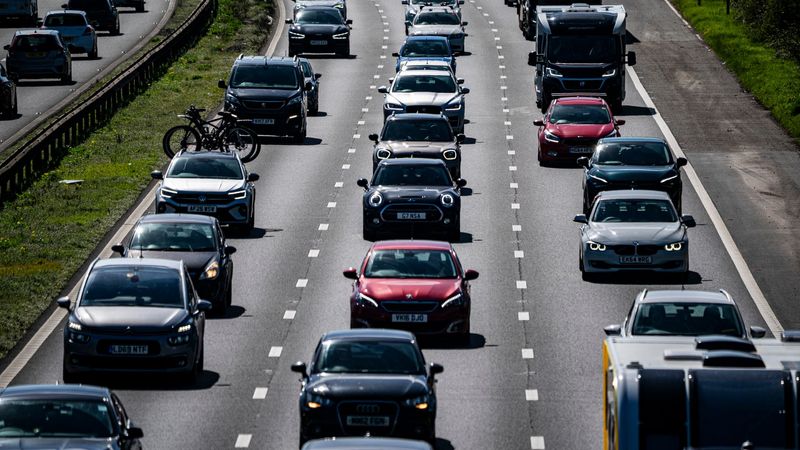imported-skynews-somerset-traffic-easter_7212271.jpg
