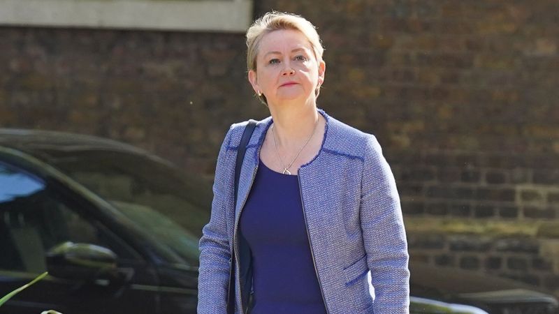 imported-skynews-yvette-cooper-home-secretary_6911999.jpg