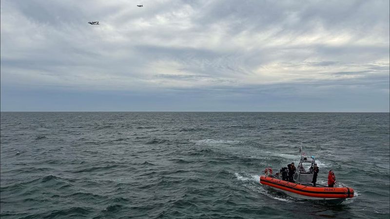 imported-skynews-us-coast-guar-coast-guard_7367606.jpg