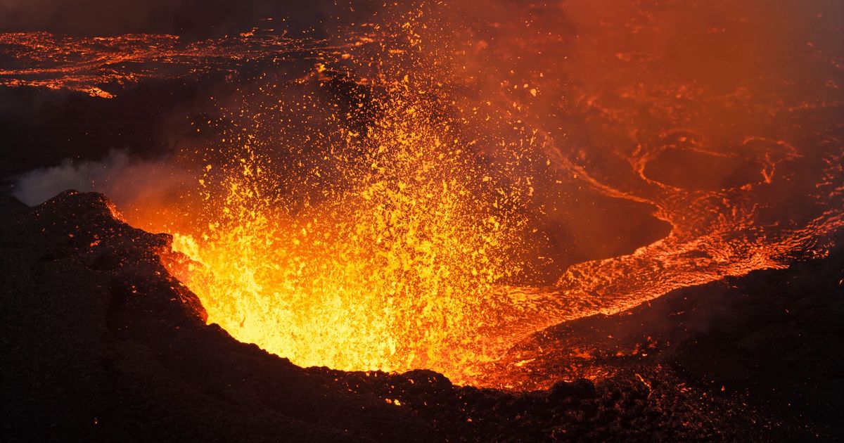 imported-skynews-grindavik-volcano_7328855.jpg
