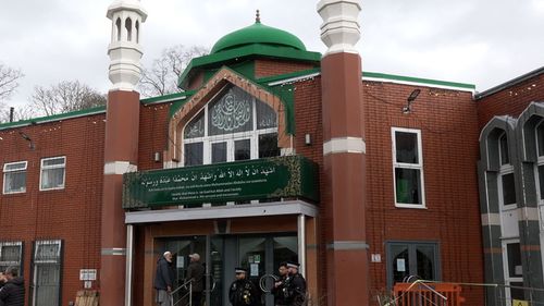 imported-skynews-mosque-manchester_7174804.jpg